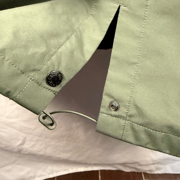 The North Face Men's Long Green Rain Jacket Large Hooded Gorpcore Lightweight - Picture 9 of 11